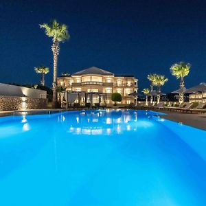San Giovanni Beach Resort&Suites